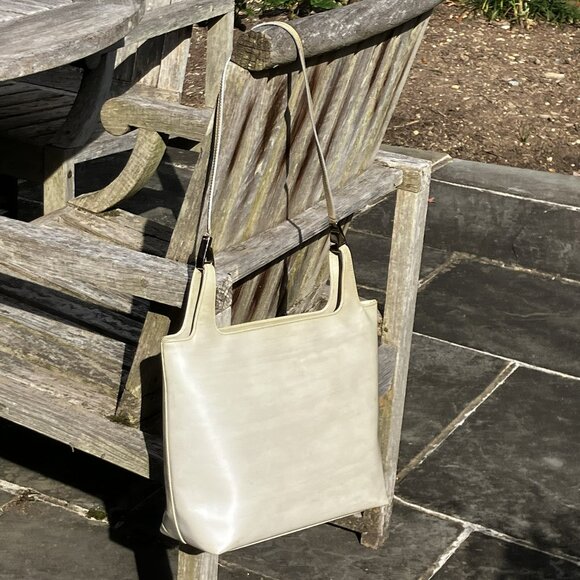 đź’ŻAuthentic GUCCI Vintage Pearlescent Leather Shoulder Bag - Picture 2 of 16